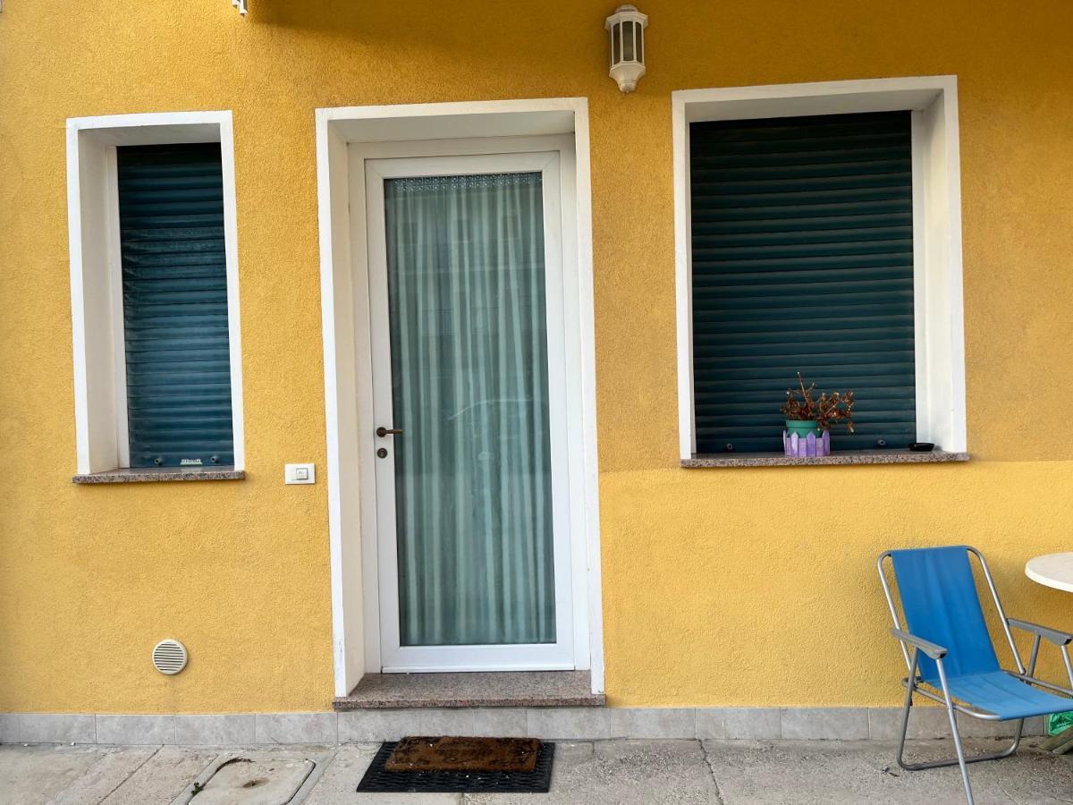 Appart 21 Artistic Beach Apartment لينانو سابيادورو المظهر الخارجي الصورة